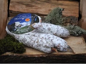 LOT DE 3 SAUCISSONS SECS ET UN REBLOCHON