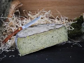 Tomme de Savoie à l'ail des Ours