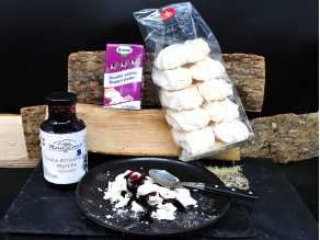 Meringue, fruits rouges et double-crème