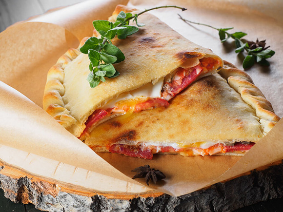 Le Calzone Savoyard